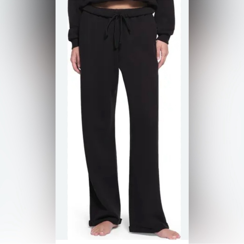 SKIMS Onyx Cotton Fleece Classic Straight Leg Pant - New with tags
